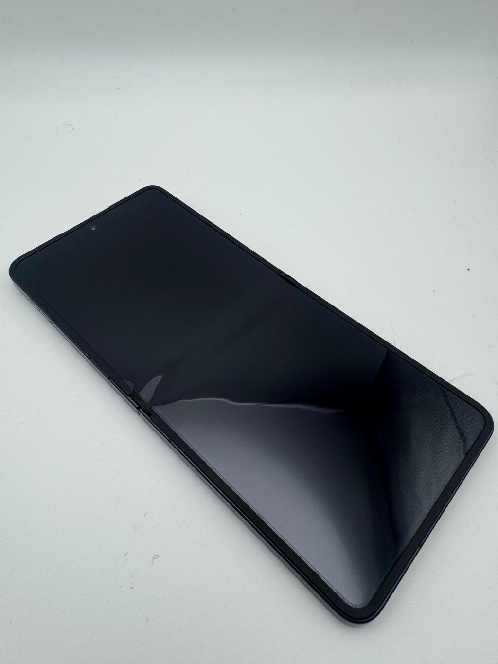 Samsung Galaxy Z Flip 7 256GB Black, Grade B