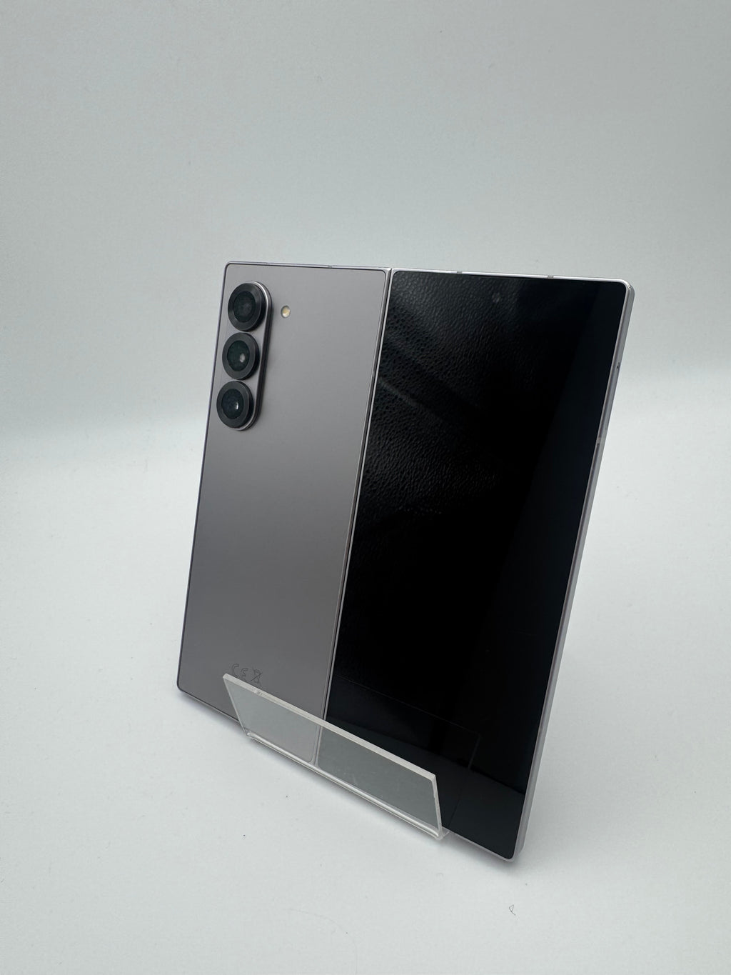 Samsung Galaxy Z Fold 6 256GB Silver, Grade C