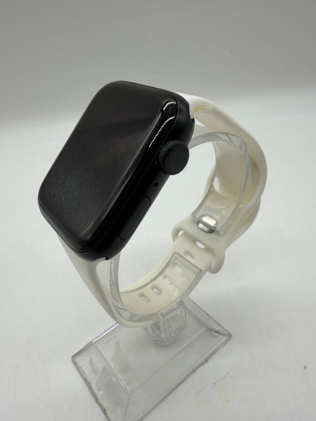 Apple Watch SE 2nd Gen 44mm GPS Cellular Black, Grade B