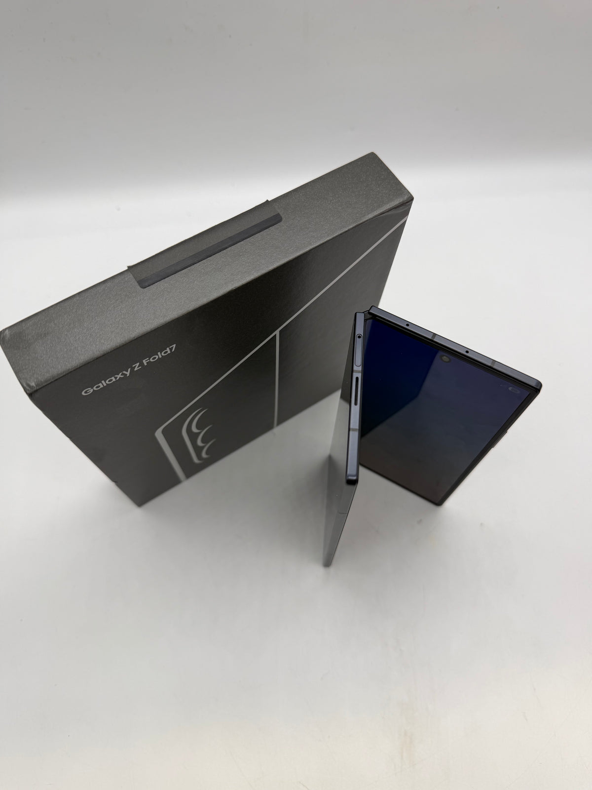 Samsung Galaxy Z Fold 7 Jet Black 512GB, Grade A