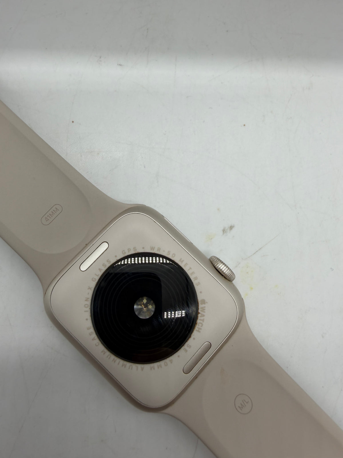 Apple Watch SE 2nd Gen 40mm Starlight, Grade B