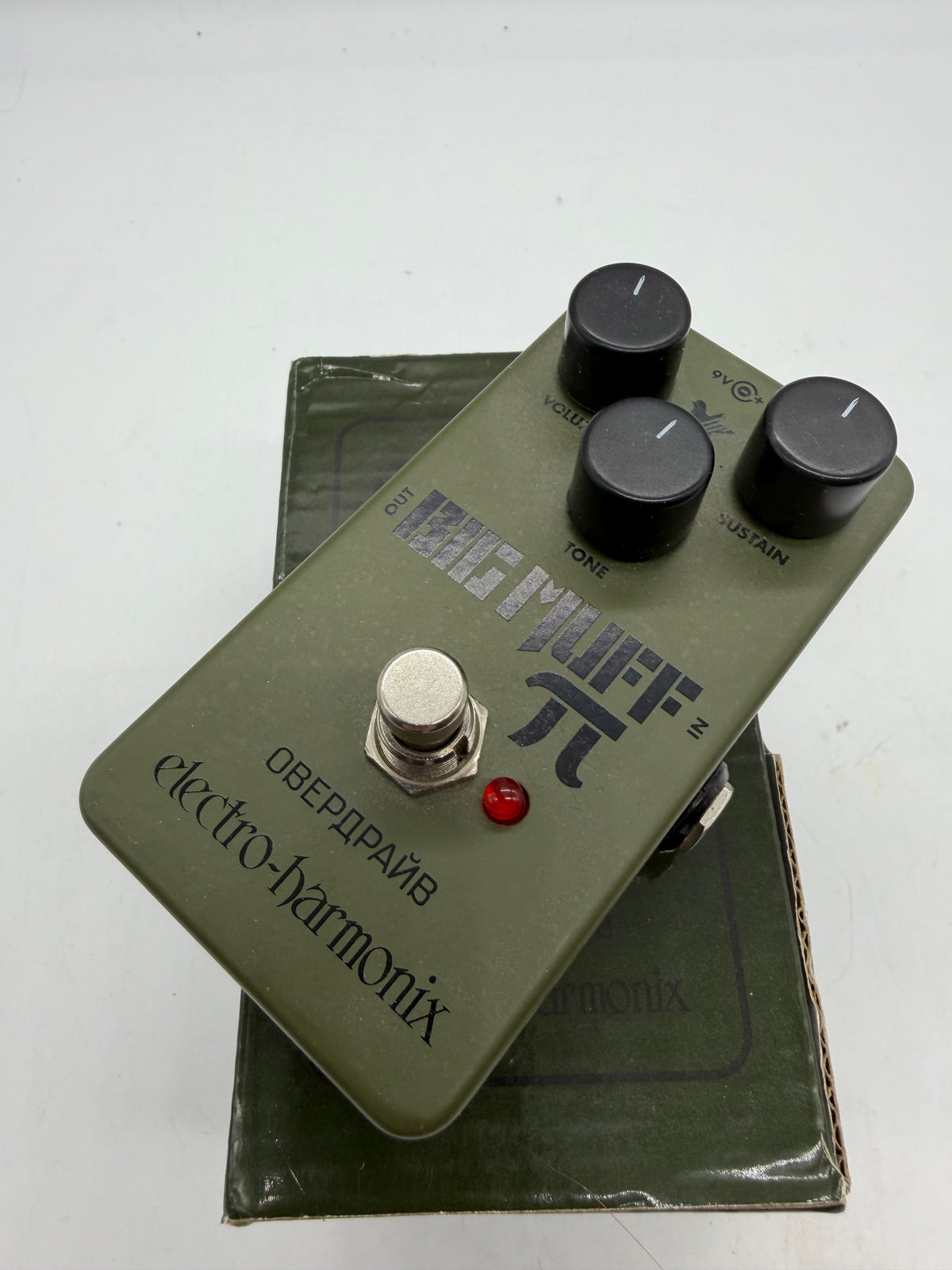 Electro Harmonix Big Muff Guitar Pedal Green, Grade B