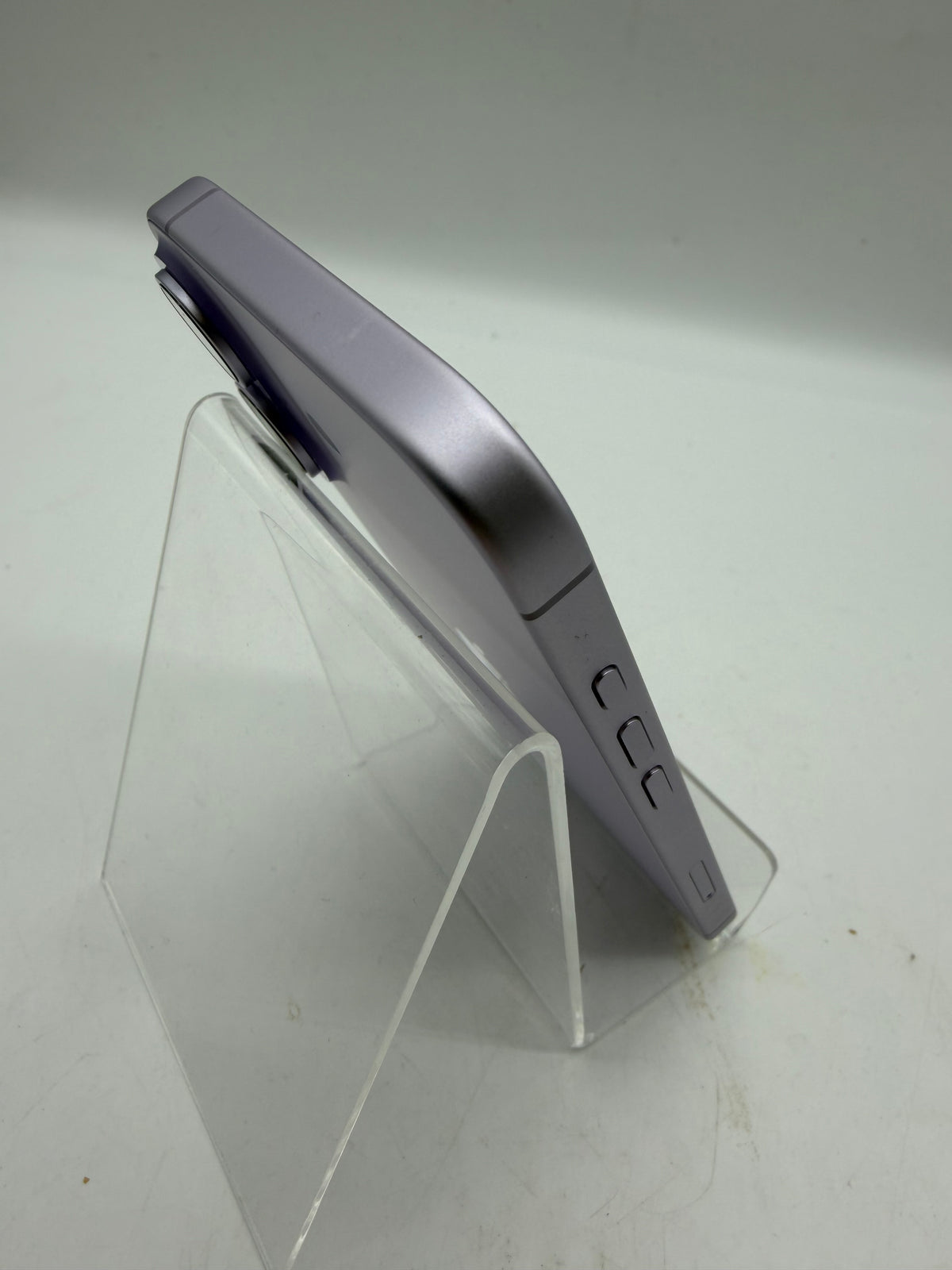 Apple iPhone 17 256GB Lavender, Grade A
