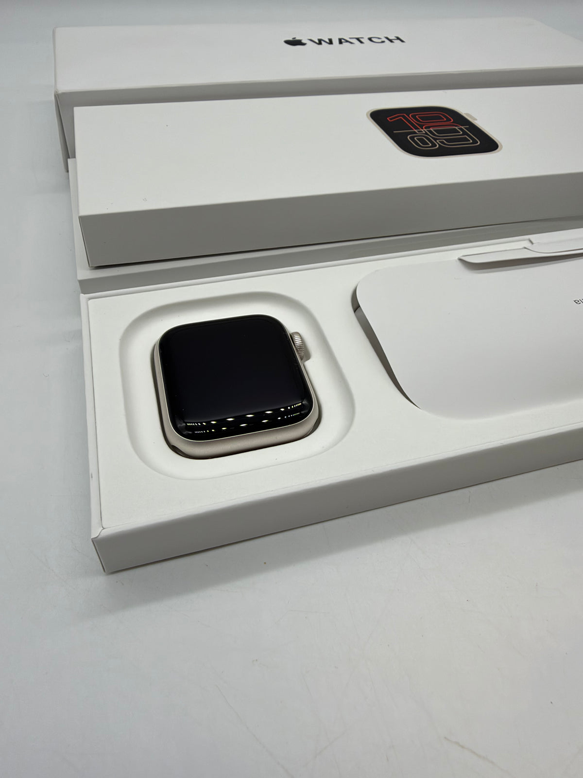 Apple Apple Watch SE (2nd gen) 40mm Starlight, Grade A