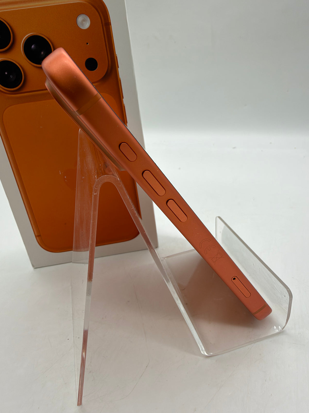 Apple iPhone 17 Pro 512GB Orange, Grade B