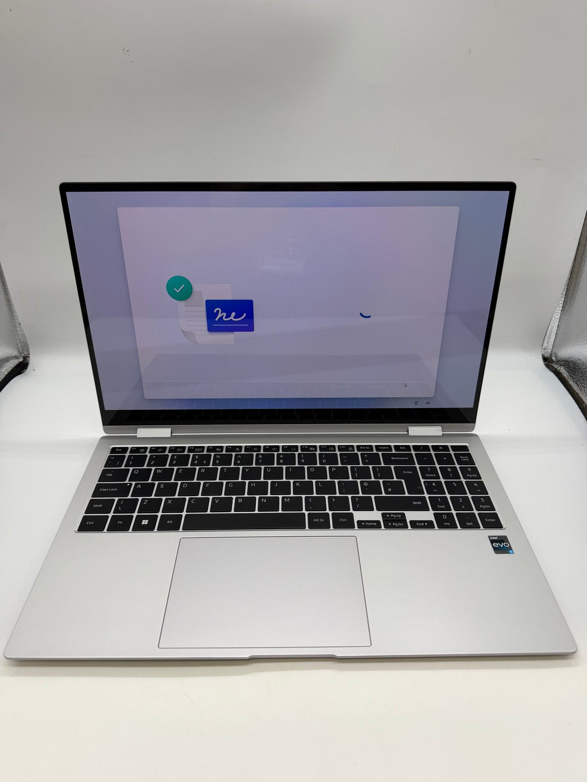 Samsung Galaxy Flex Book Laptop Silver, Grade B