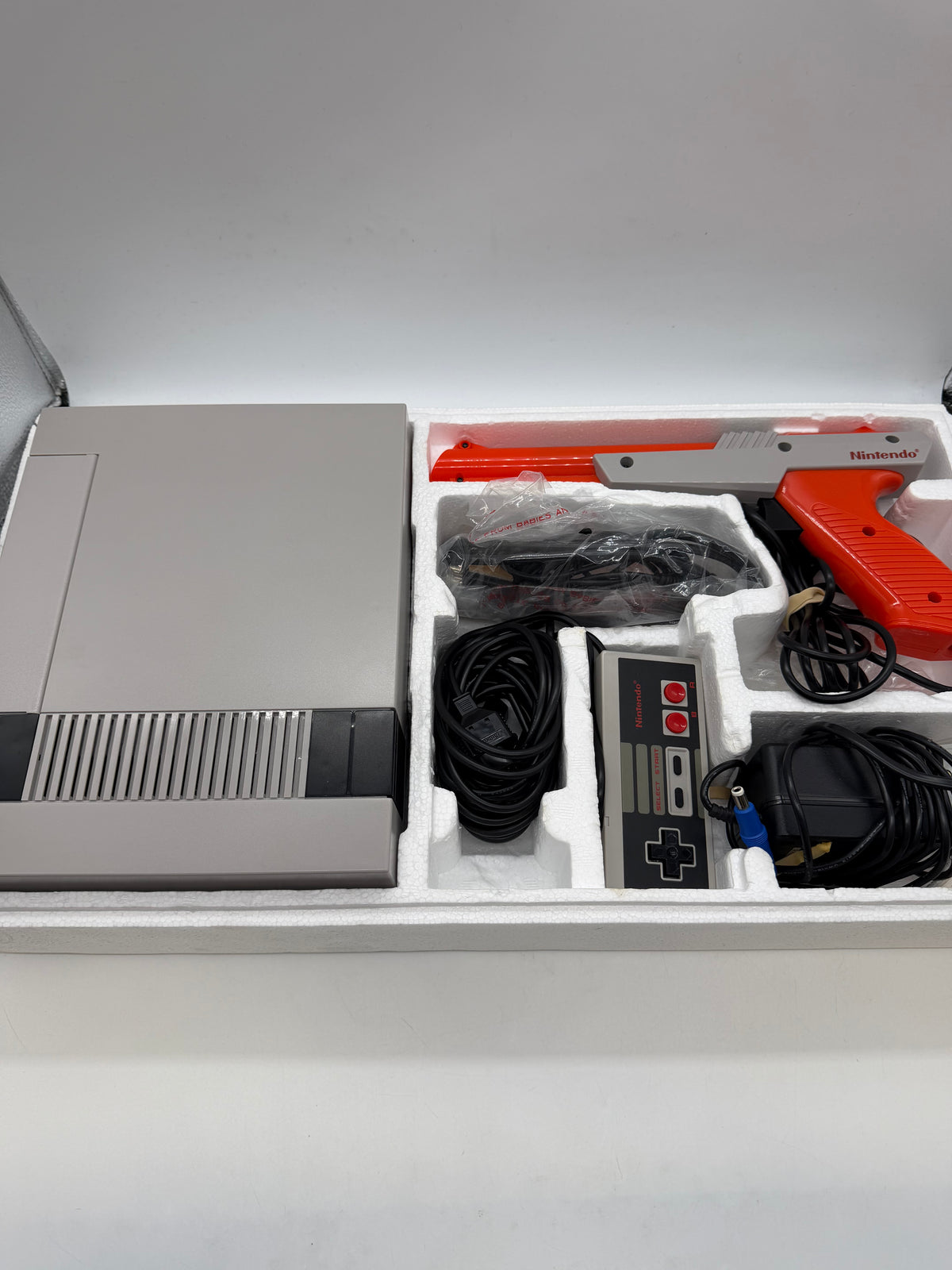 NES Nintendo Entertainment System Console Grey, Grade B