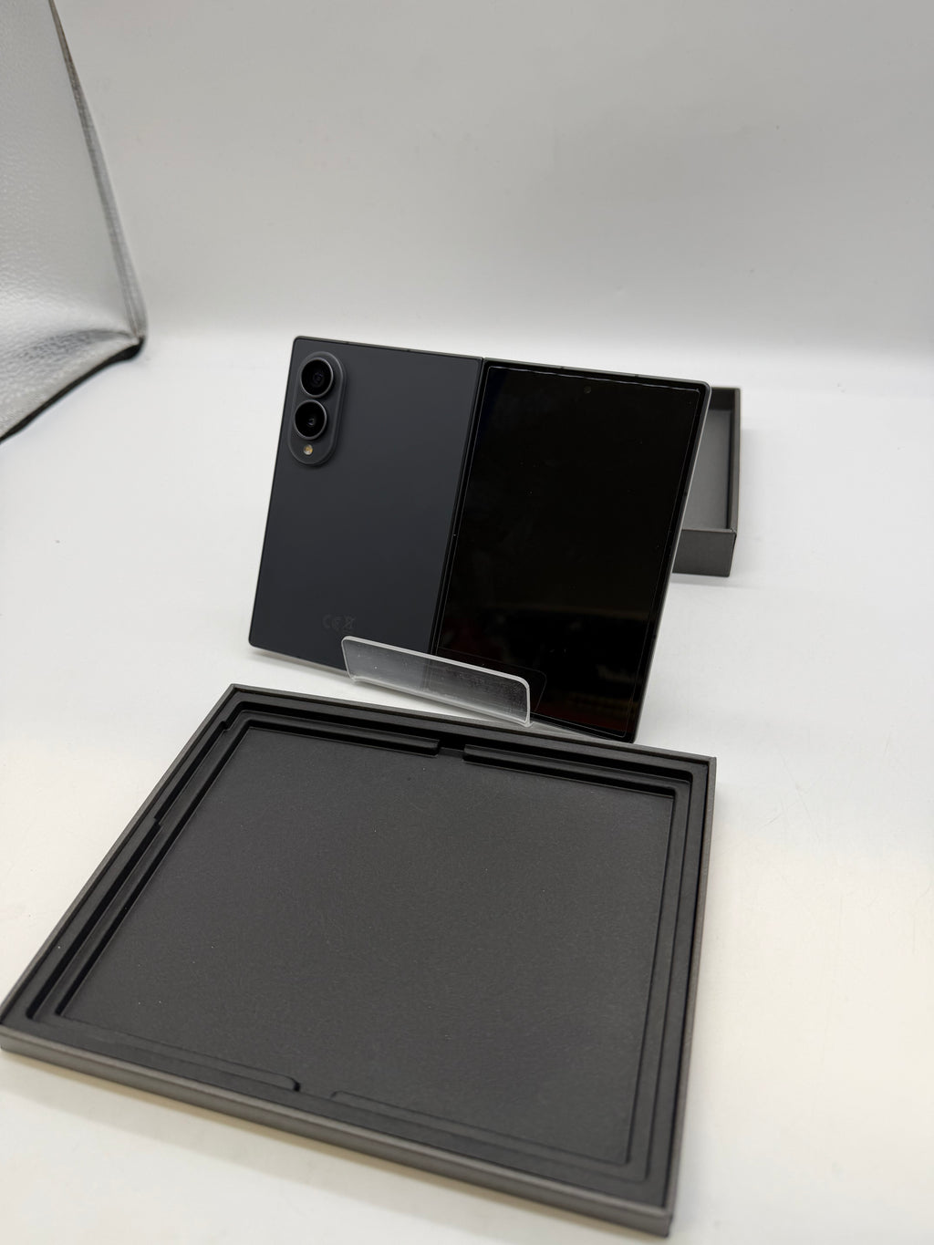 Samsung Galaxy Z Fold 8 256GB Black, Grade A