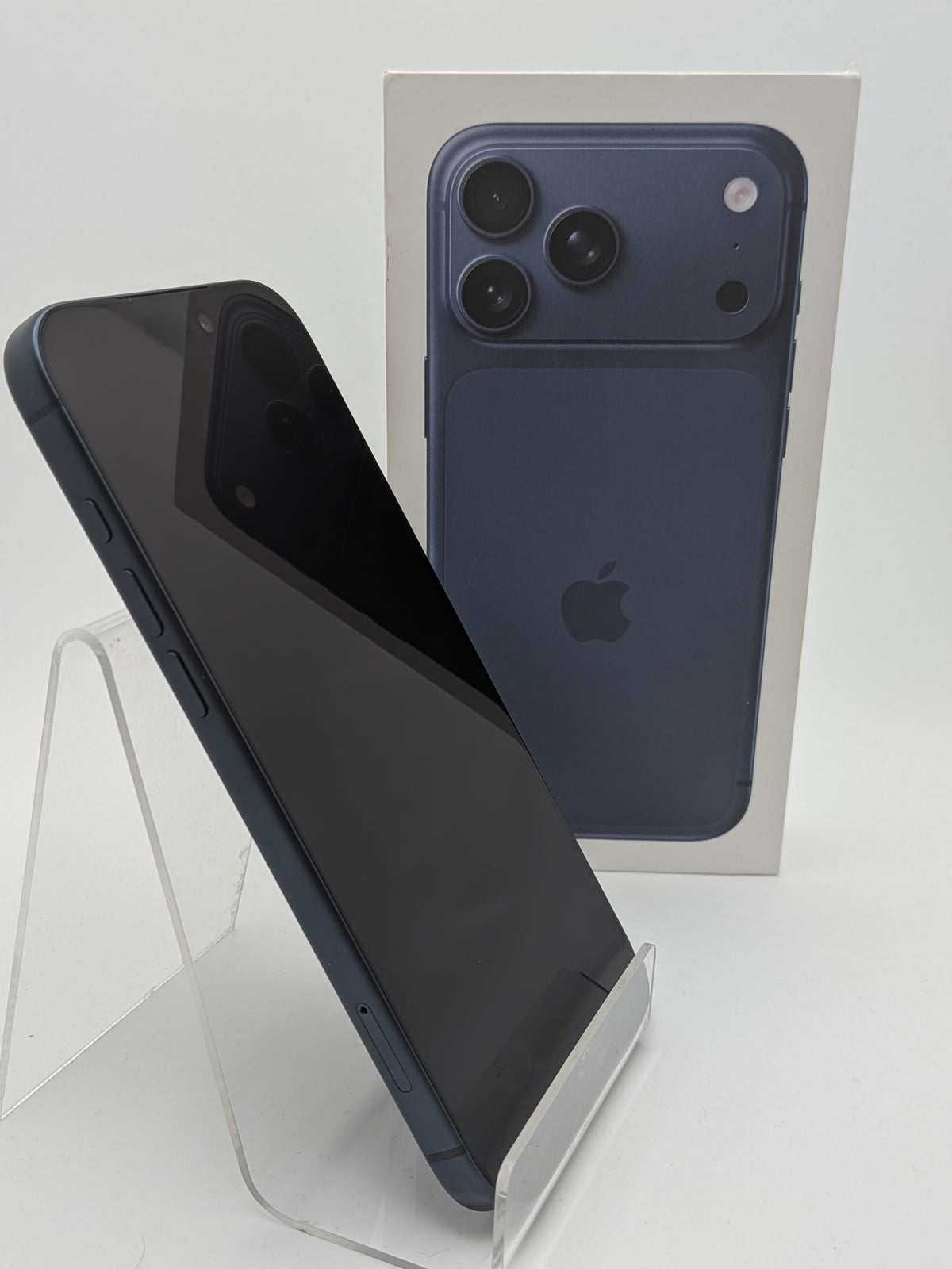 Iphone 17 Pro Max 256GB Deep Blue, Grade B