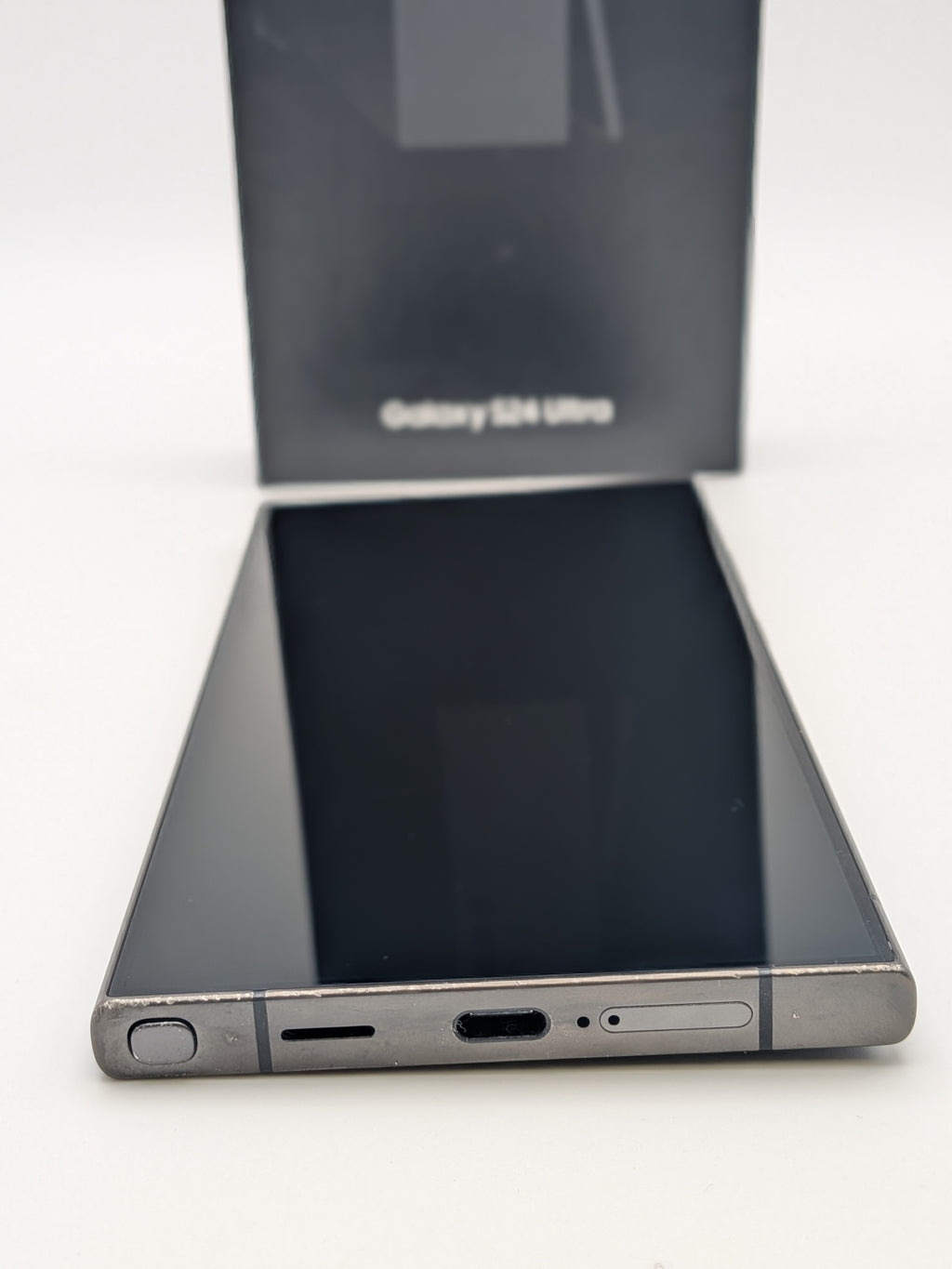 Samsung Galaxy S24 Ultra 256GB Titanium Black, Grade B