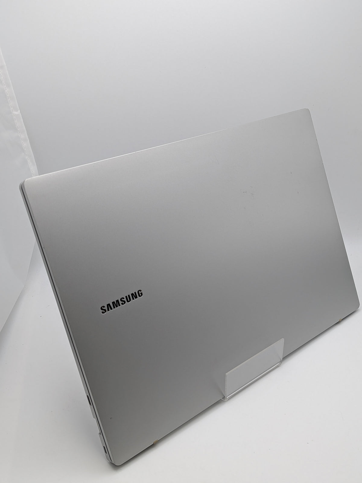 Samsung Galaxy Book2 Go, Silver, Grade B