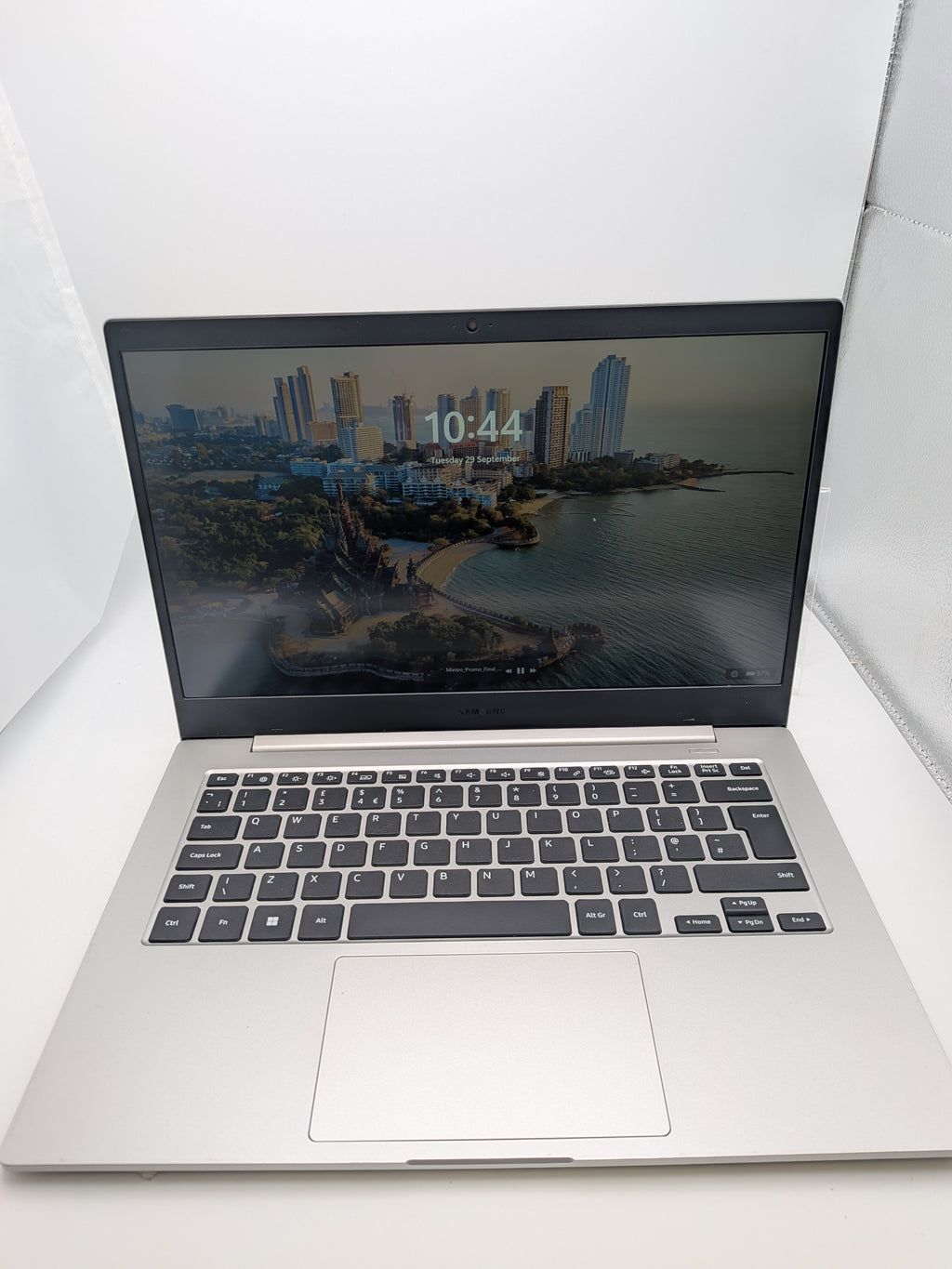 Samsung Galaxy Book2 Go, Silver, Grade B