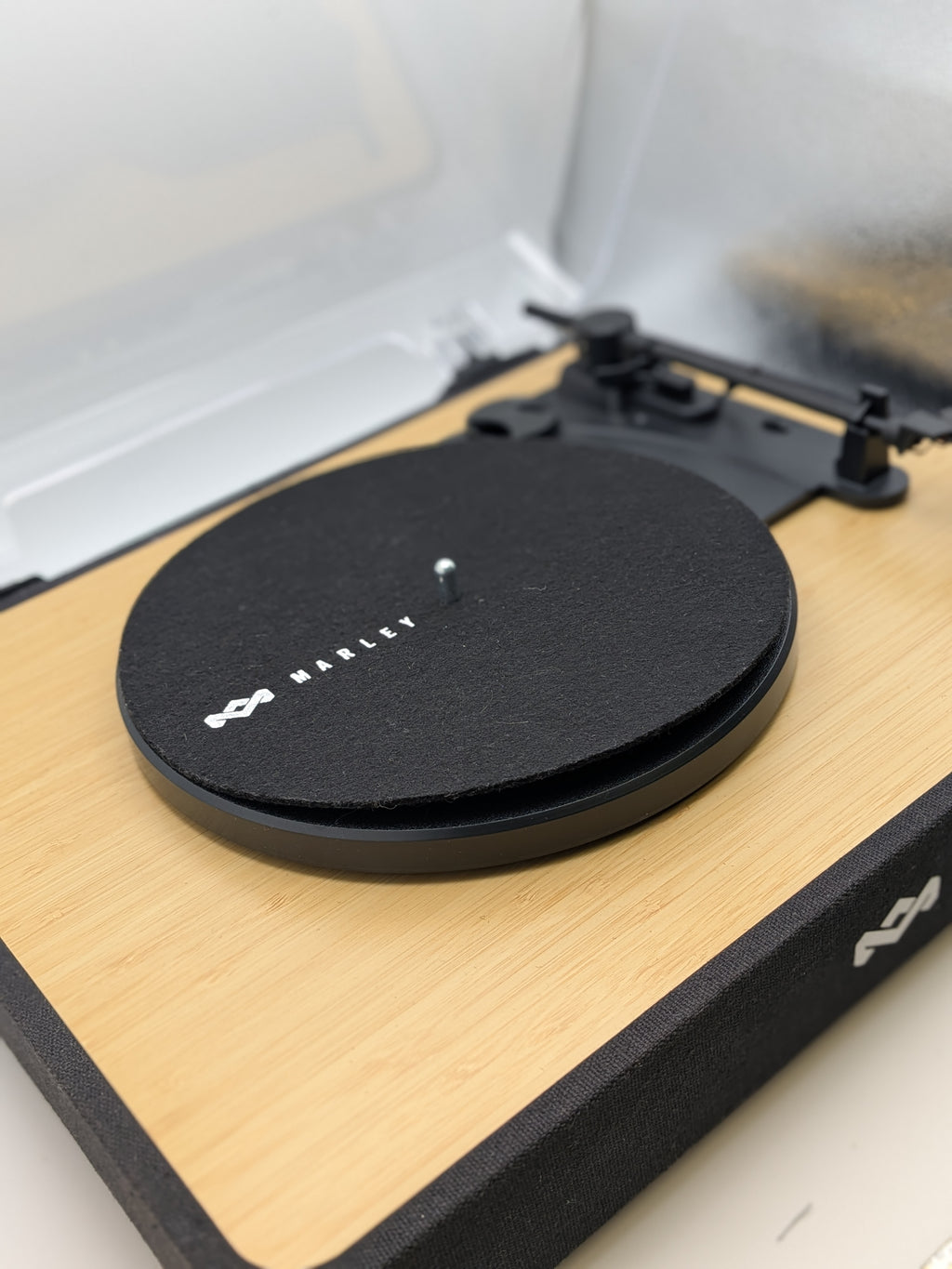 Marley EM JT304 Turntable Revolution with Speakers, Grade B