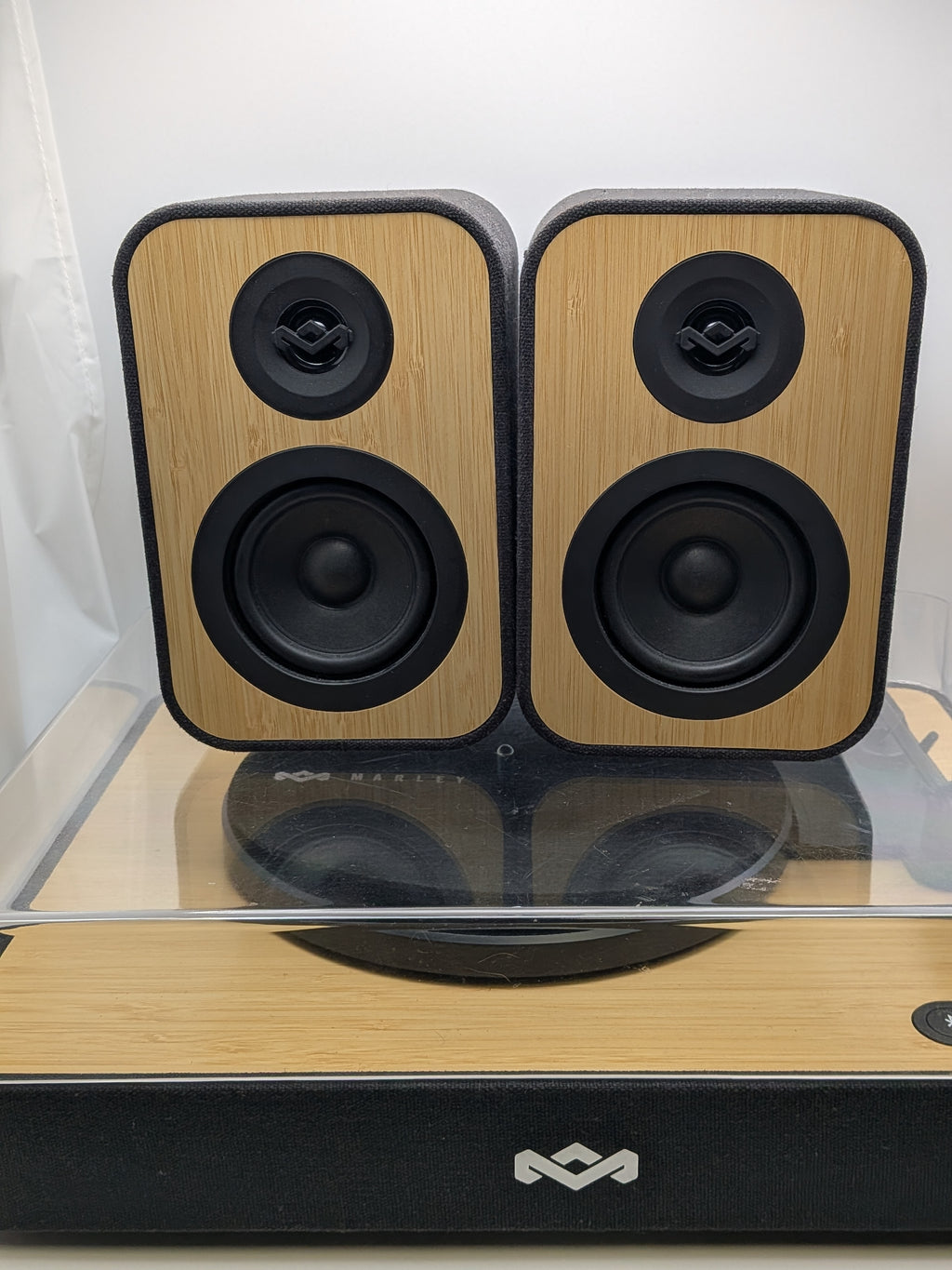 Marley EM JT304 Turntable Revolution with Speakers, Grade B