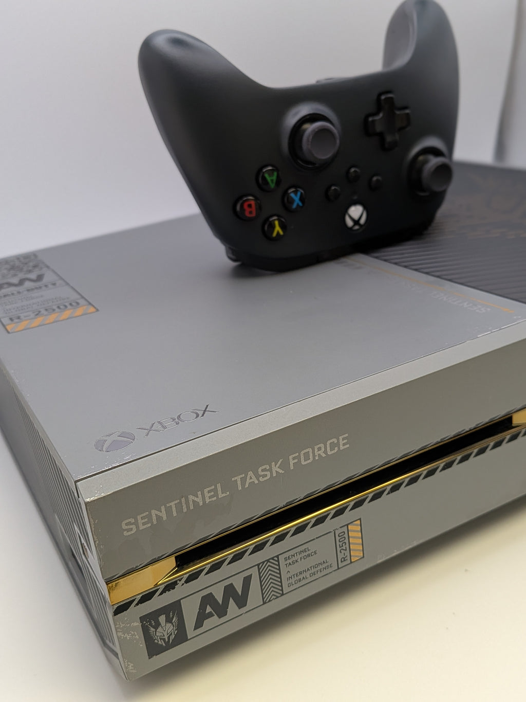 Microsoft Xbox One Call of Duty: AW Limited Edition console, 1TB Grey, Grade B