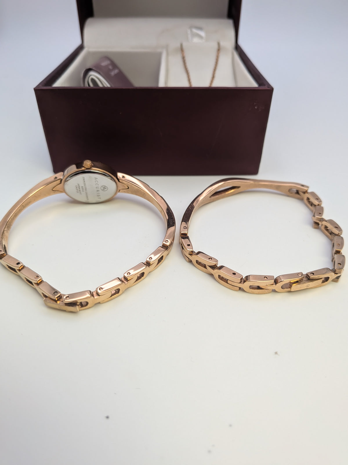 Accurist London Rose gold plated Watch gift set Grade B