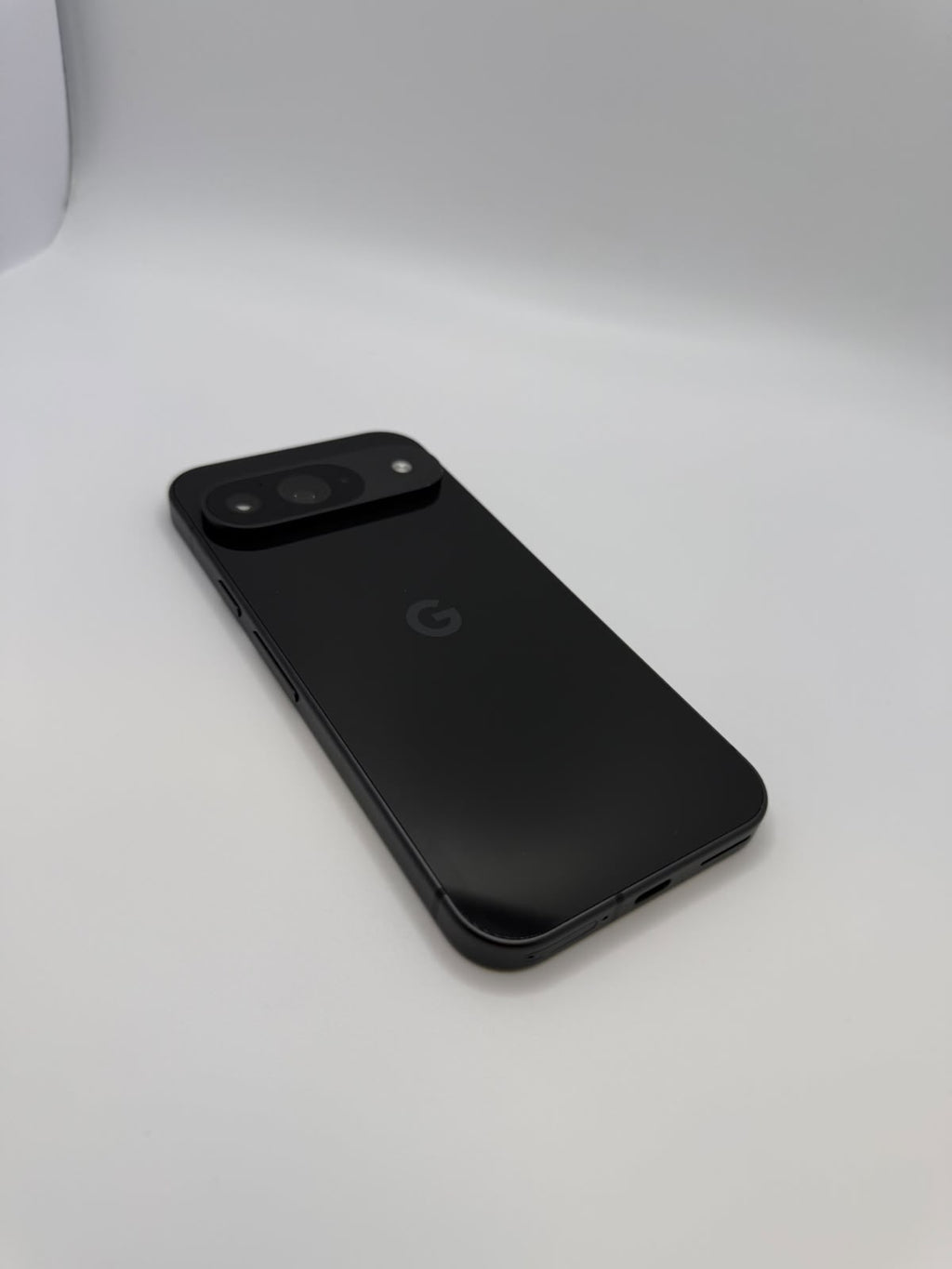 Google Pixel 9 128GB Black Obsidian, Grade A