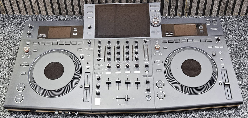 Pioneer Opus Quad 4-Ch Stand alone DJ Controller, Grade A