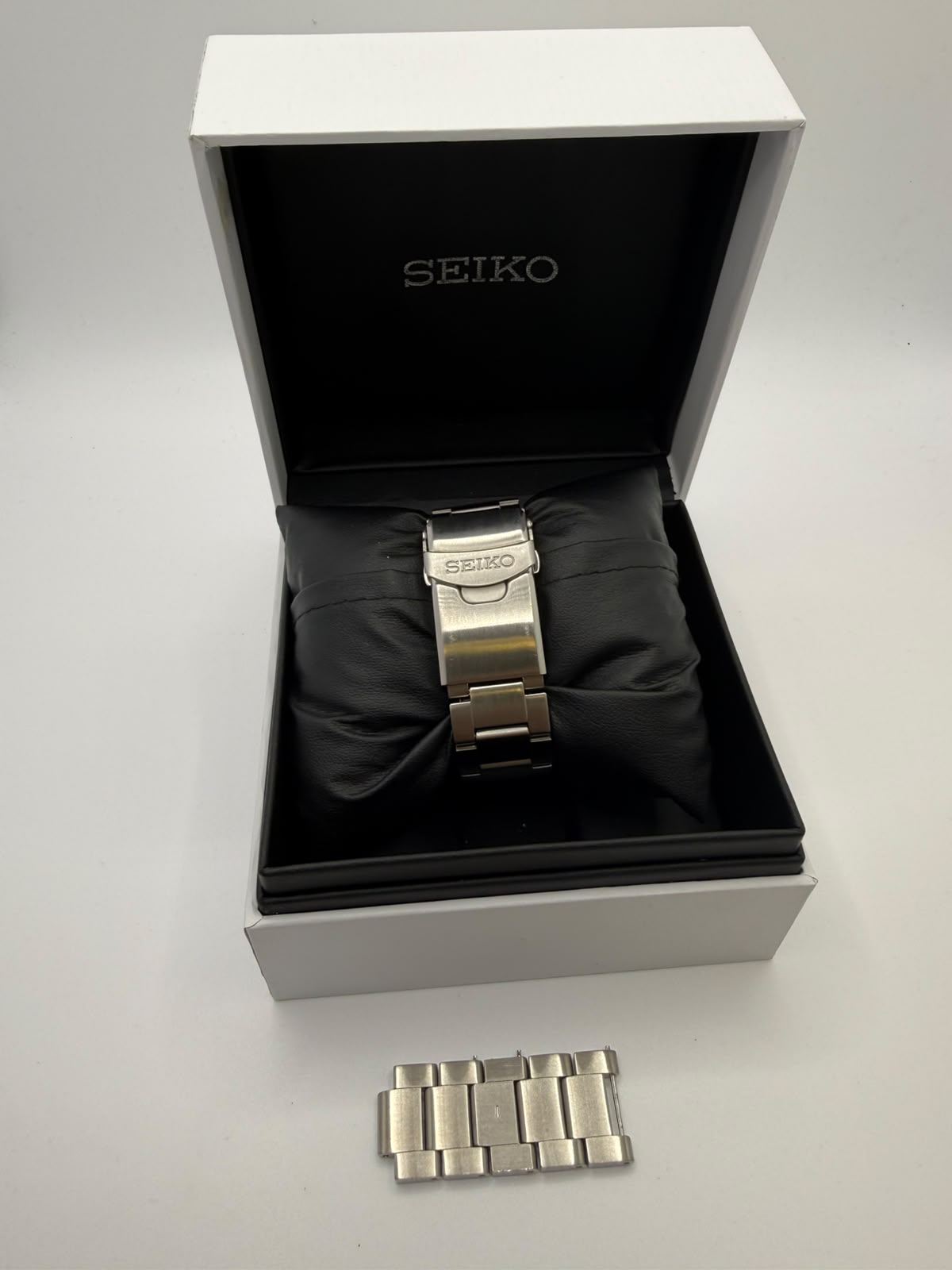 Seiko 5 Sports Watch Automatic, Pepsi Bezel Grade A