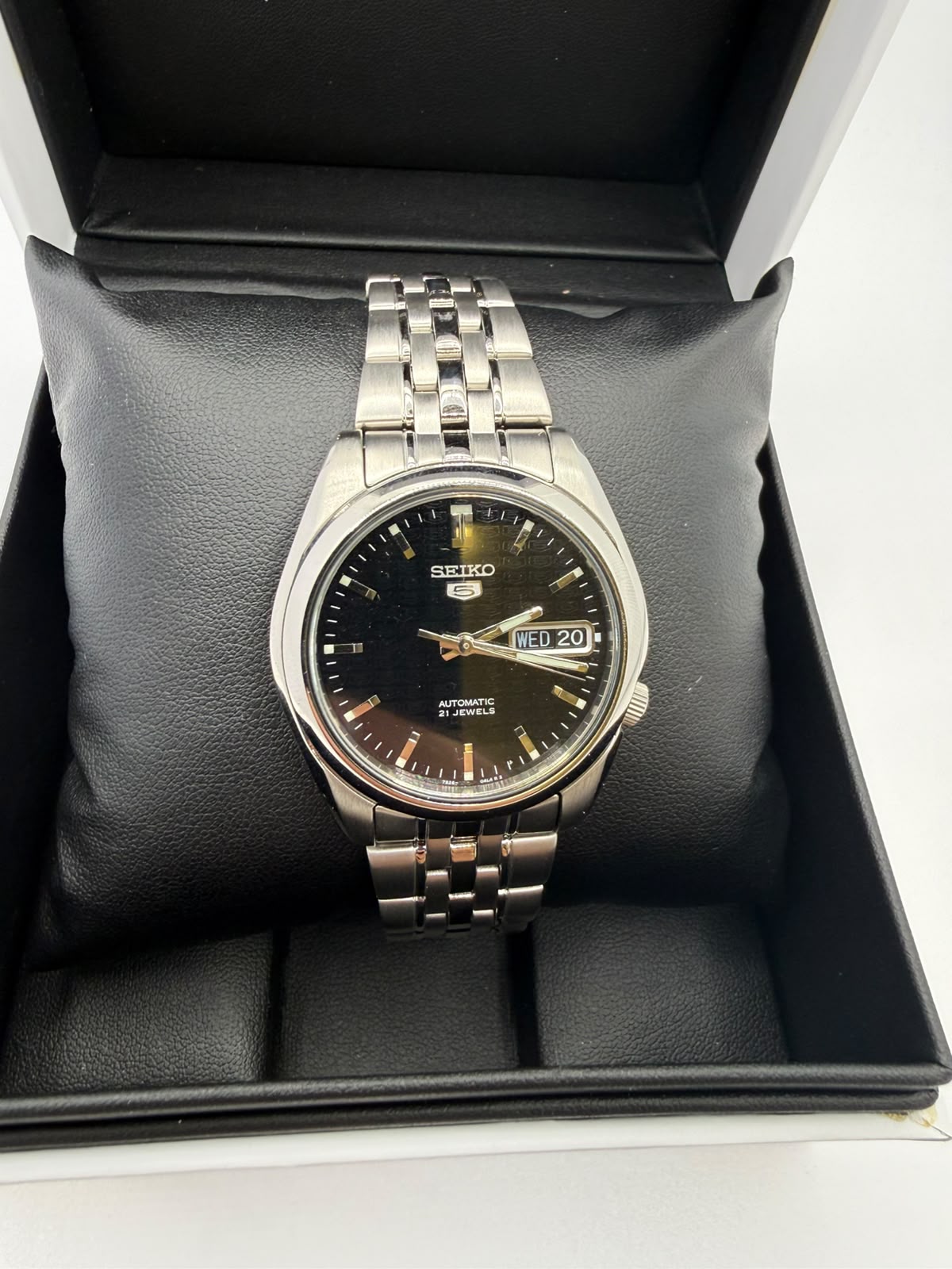 Seiko 5 Automatic stainless steel watch, Grade A