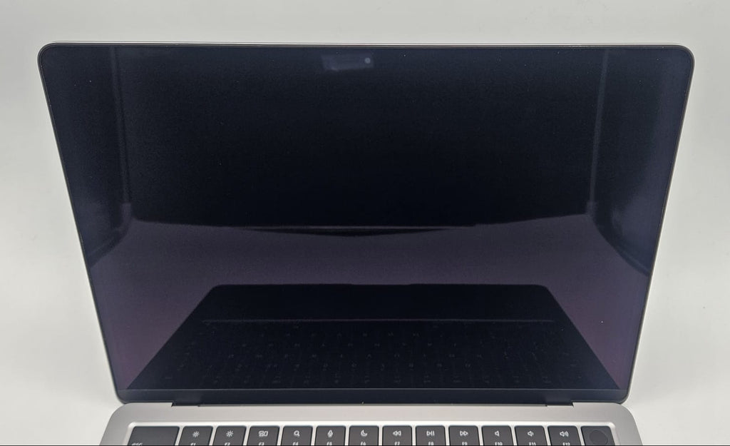 Apple Macbook Air 2022, M2 8GB 500GB Laptop, Grade A