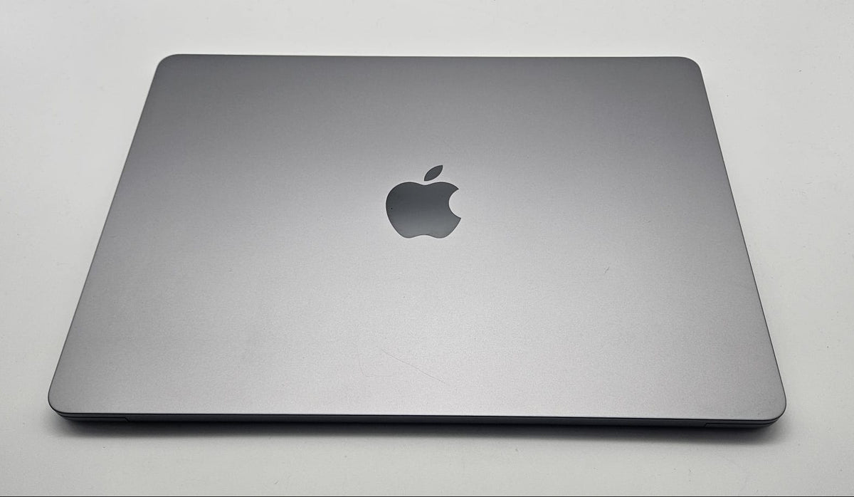 Apple Macbook Air 2022, M2 8GB 500GB Laptop, Grade A