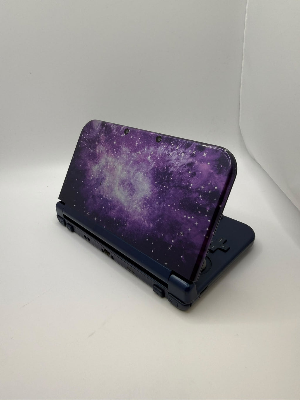 “New” Nintendo 3DS XL Limited Edition Galaxy Style + 8 Games, Grade B
