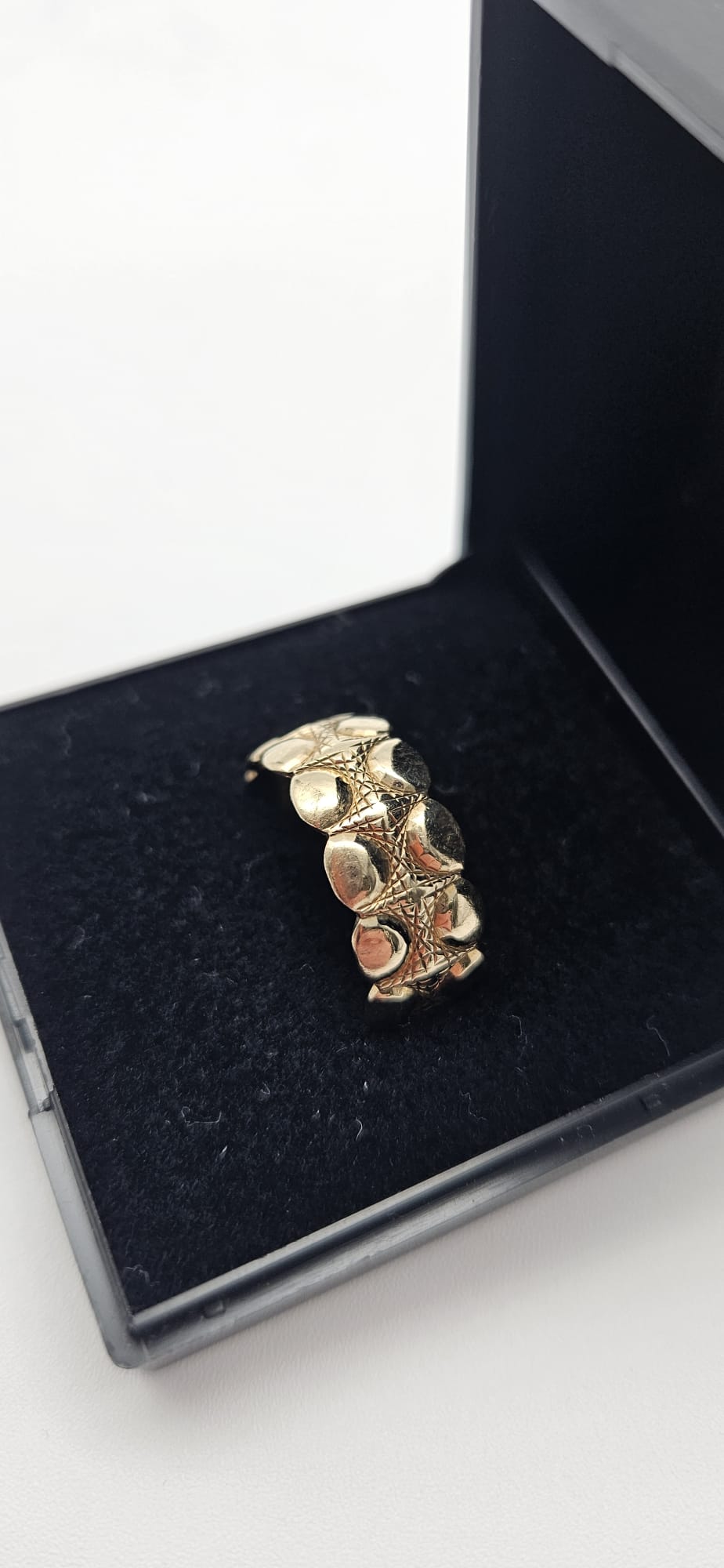 9ct Gold Band Ring, Size O, 4.66g