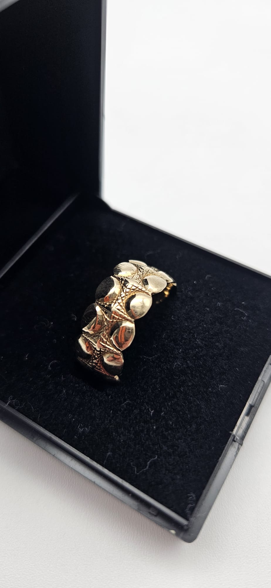 9ct Gold Band Ring, Size O, 4.66g