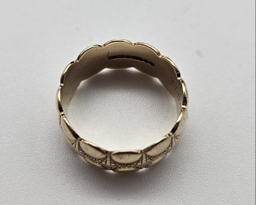 9ct Gold Band Ring, Size O, 4.66g