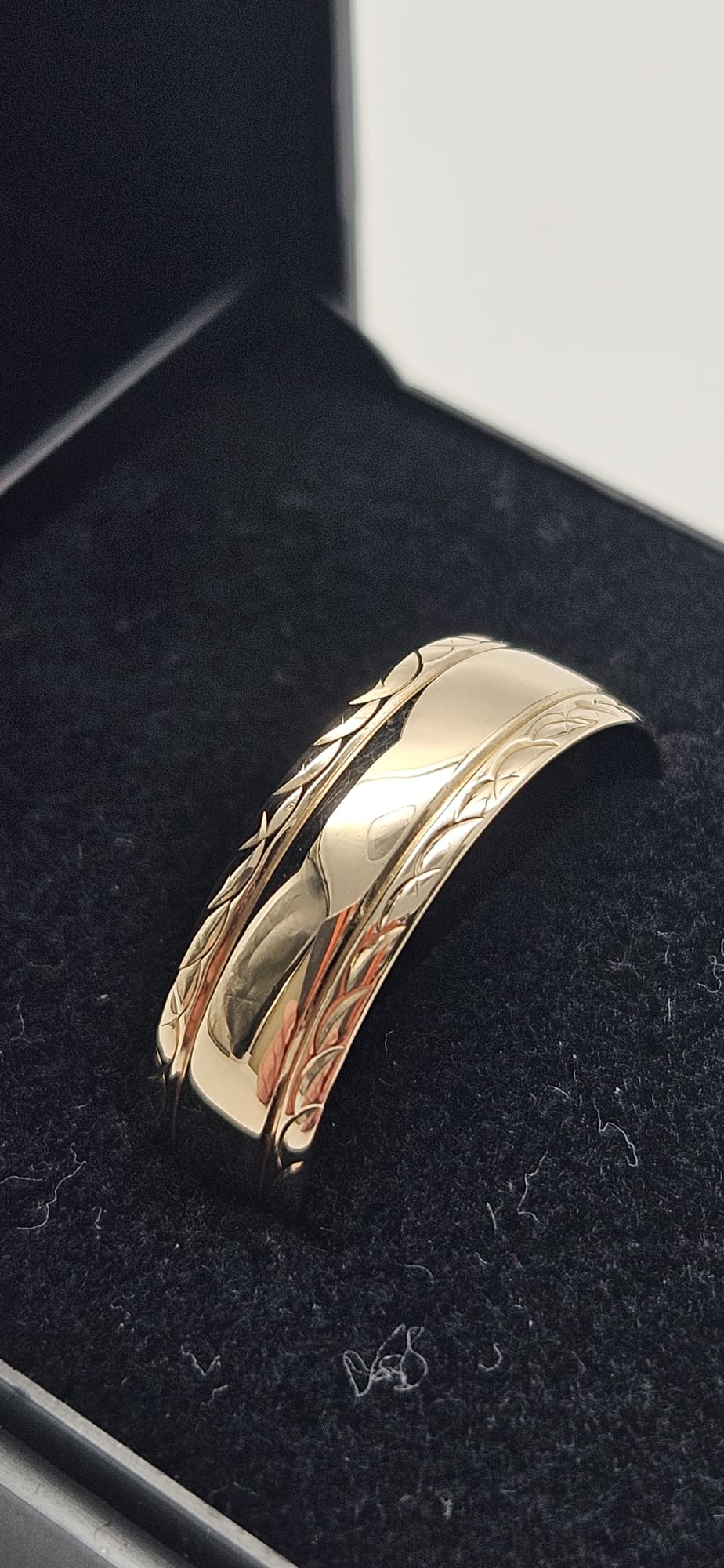 9ct Gold Band Ring, Size S, 2.73g