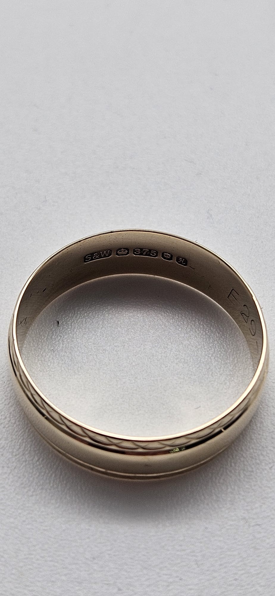 9ct Gold Band Ring, Size S, 2.73g