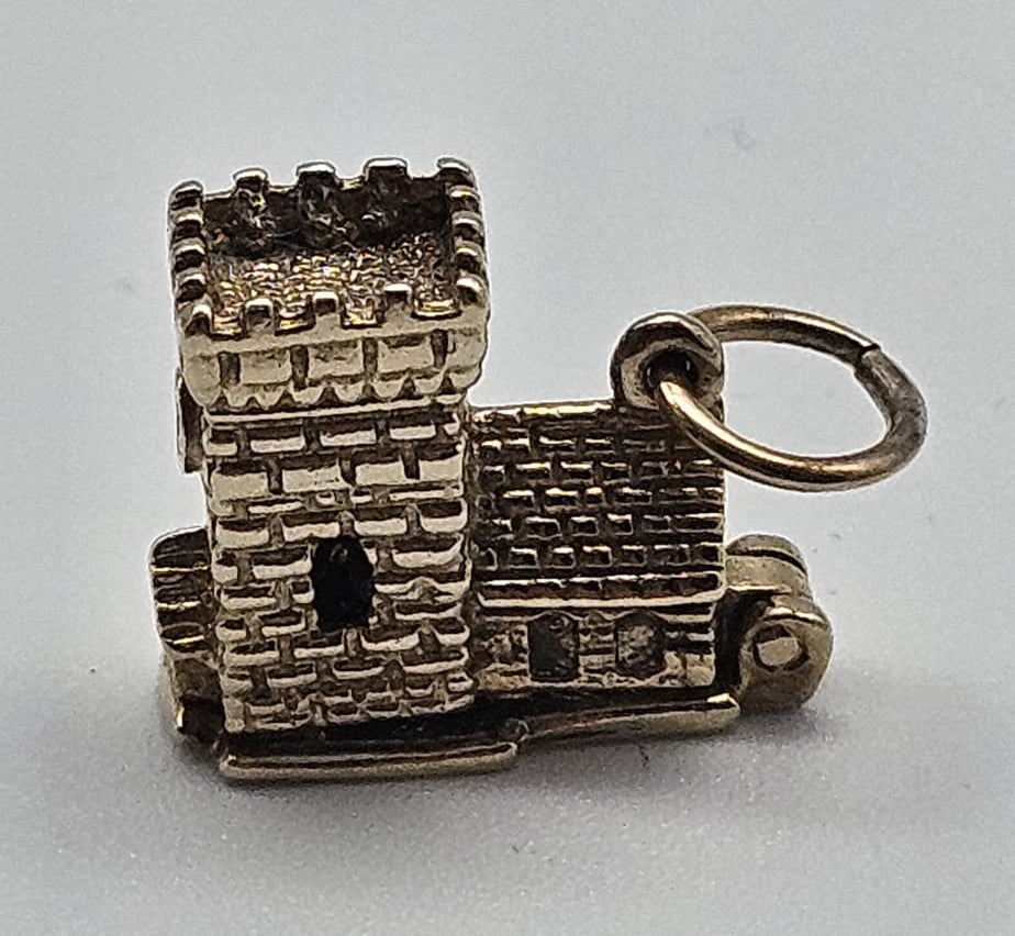 9ct Gold Church Charm , 3.8g