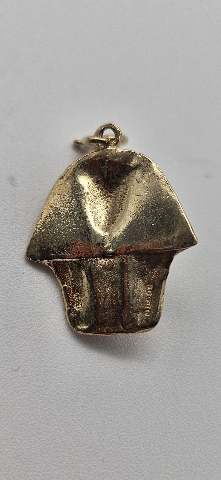 9ct Egyptian Pharoah Charm, 6.36g