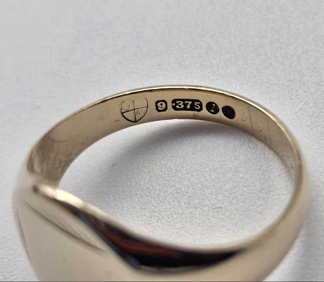 9ct Signet Ring, Size L, 3.87g
