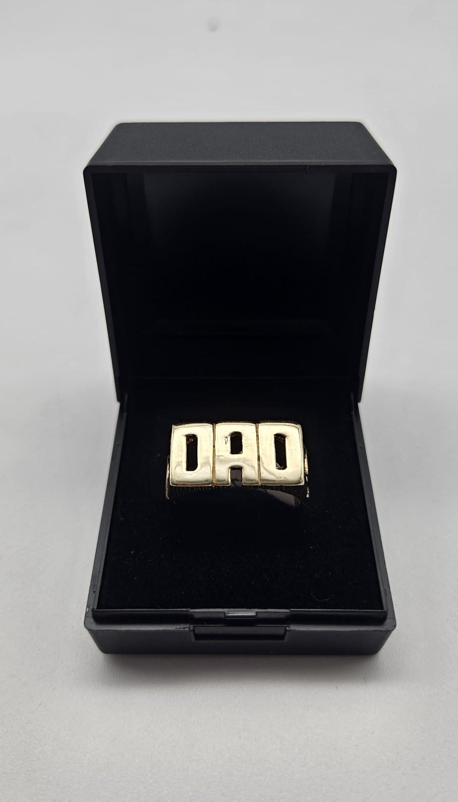9ct Gold Dad Ring , 6.55g , Size S