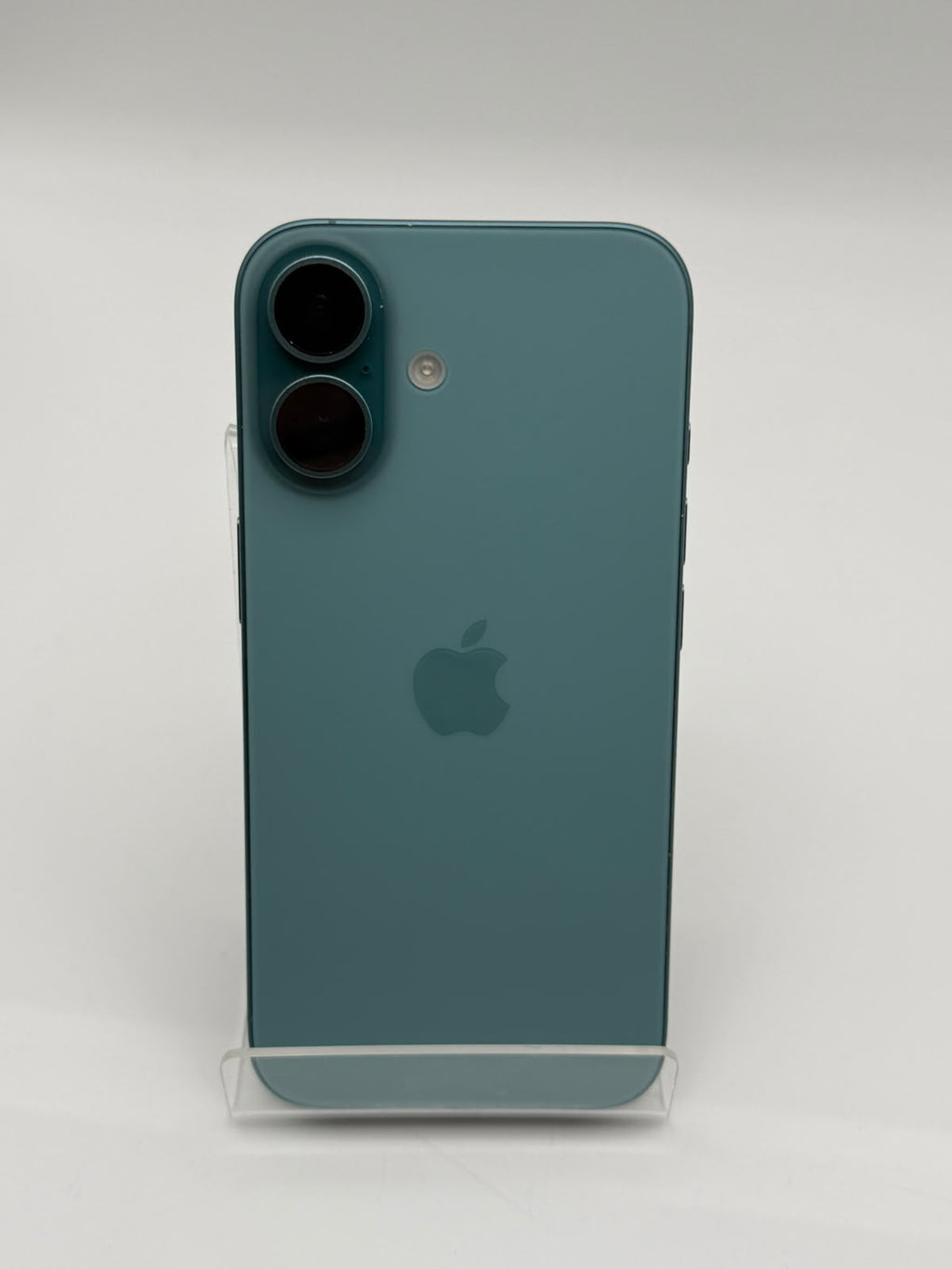Apple iPhone 16 128GB Blue, Grade B