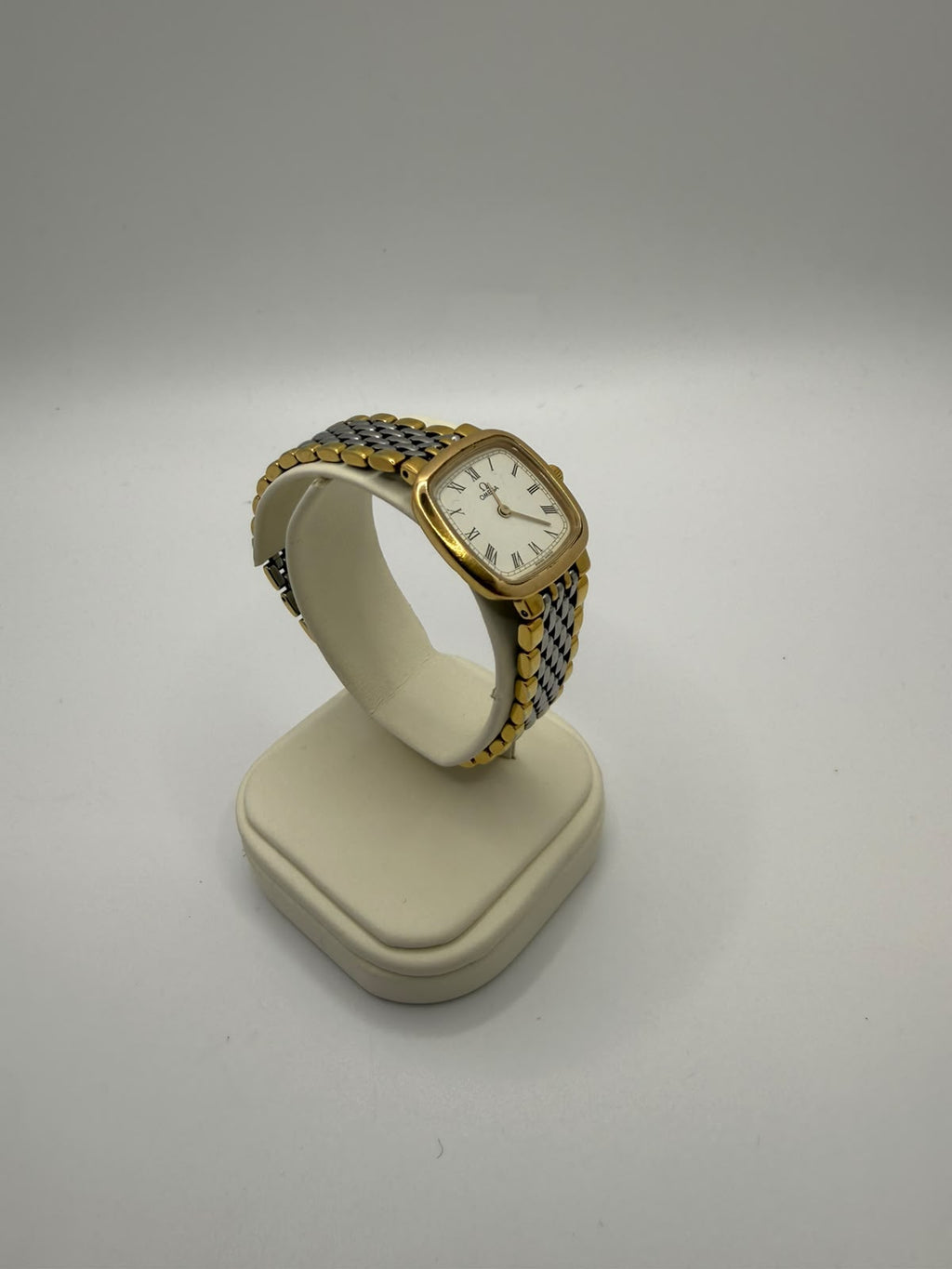 Ladies Vintage Omega DeVille 18ct Plated Watch, Grade C
