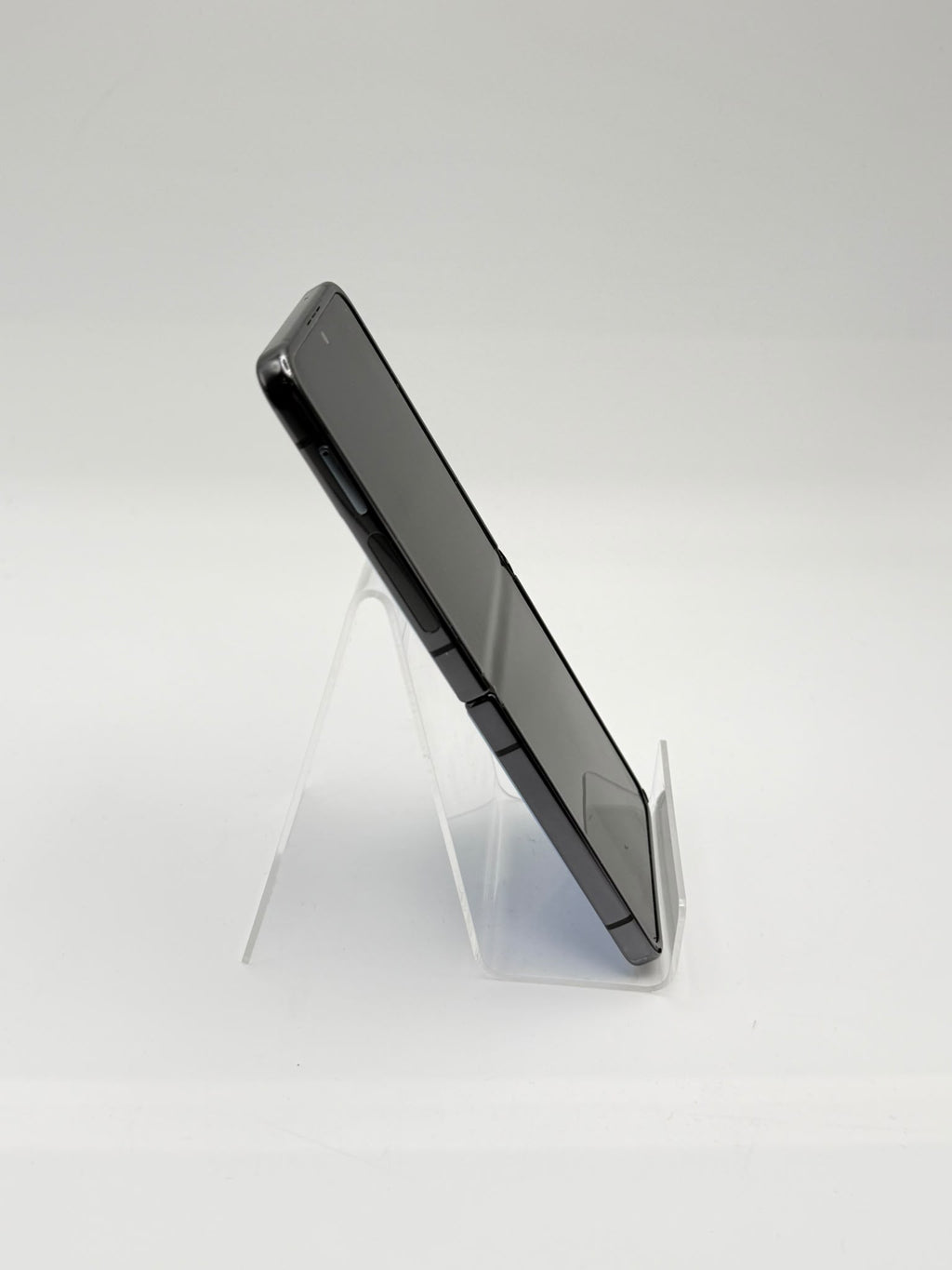Samsung Galaxy Z Flip 4 128GB Baby Blue, Grade C