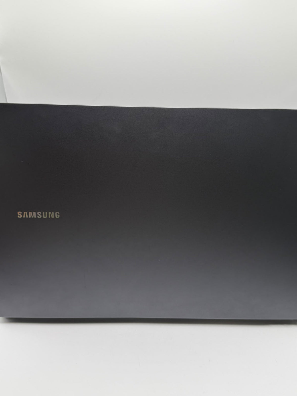 Saumsung Galaxy Book 4
