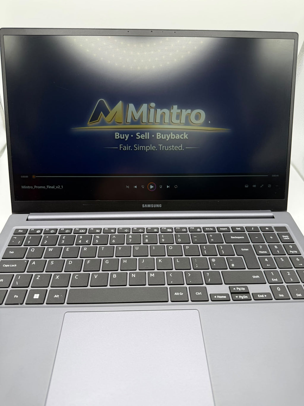 Saumsung Galaxy Book 4