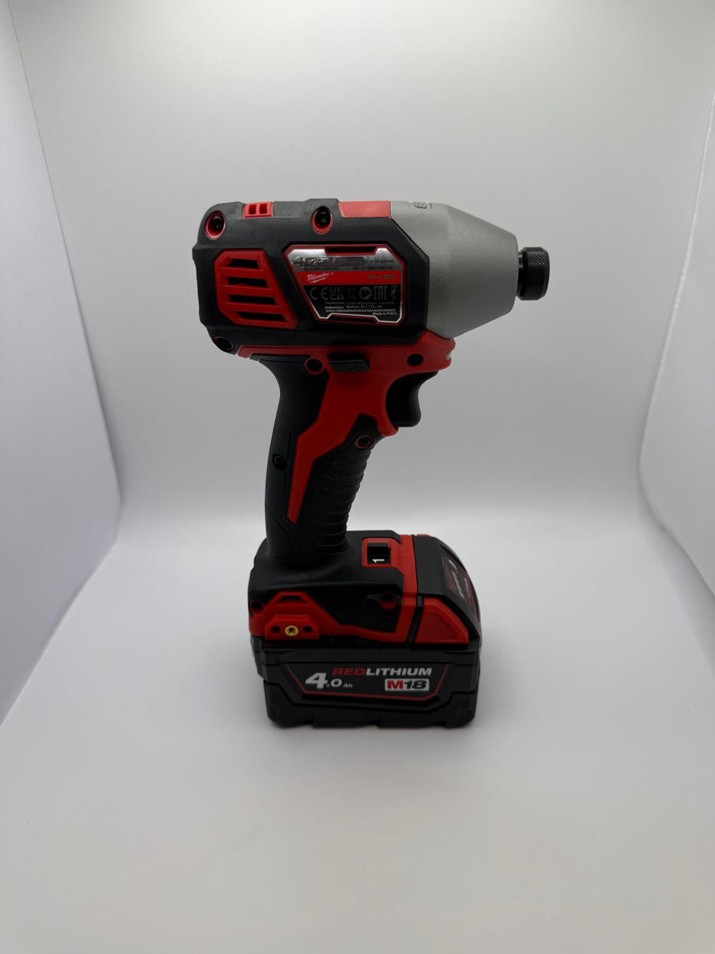 Milwaukee M18 BPP4C-402B 18V 2 x 4.0Ah Li-Ion RedLithium Cordless 4 Piece Kit, Grade A