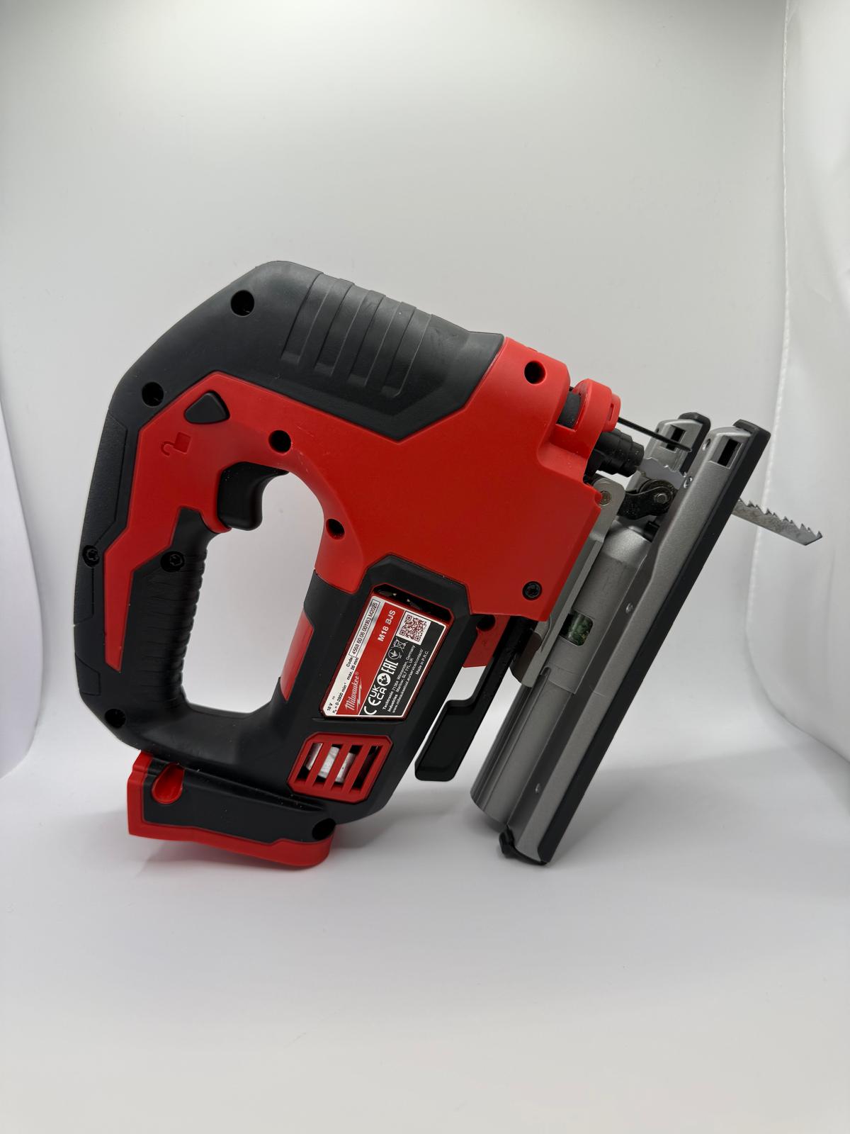 Milwaukee M18 BPP4C-402B 18V 2 x 4.0Ah Li-Ion RedLithium Cordless 4 Piece Kit, Grade A