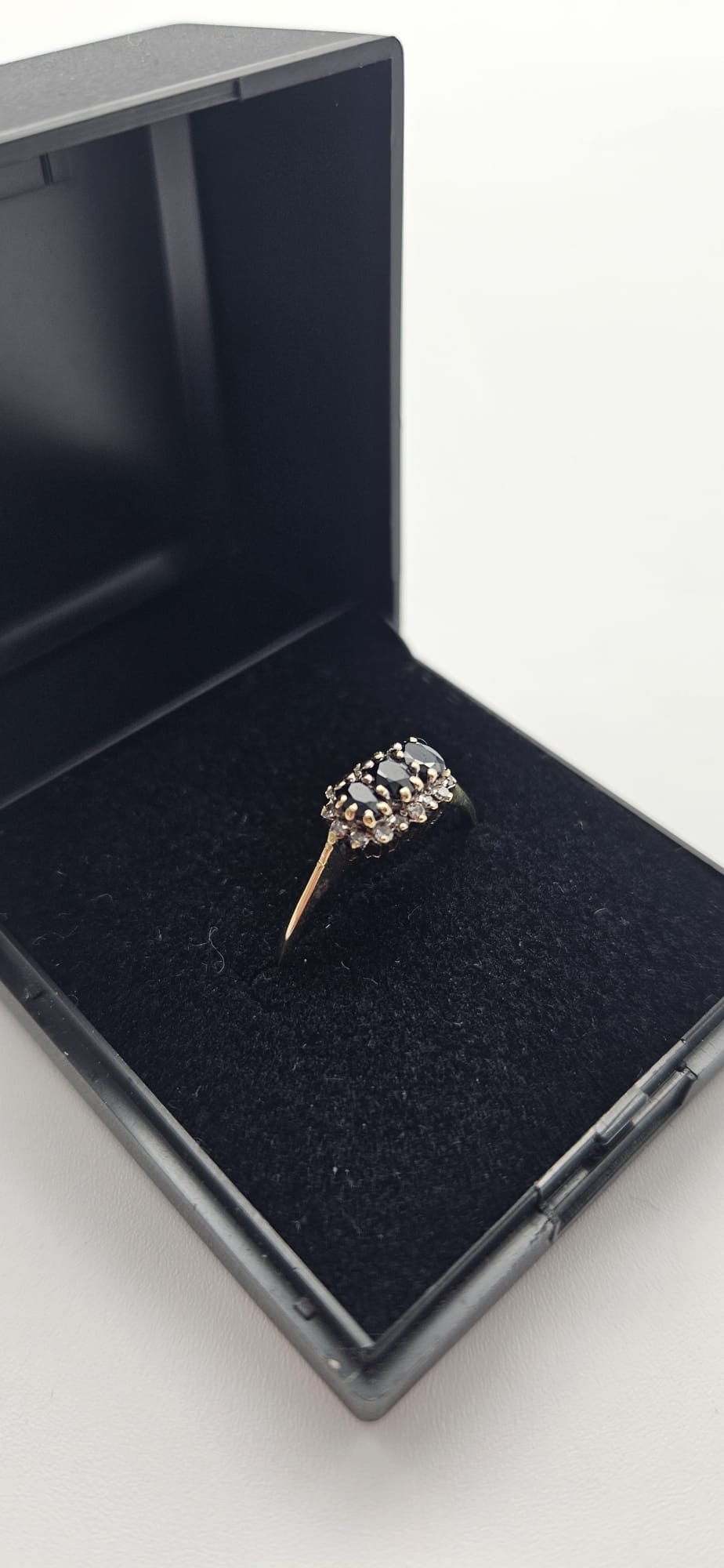 9CT Gold & Sapphire Ring, Size N , 1.69g
