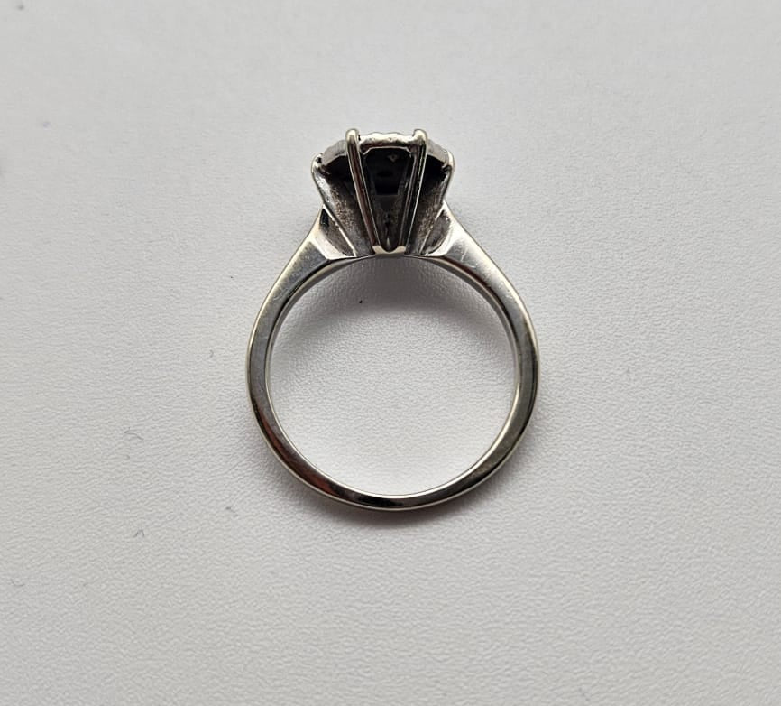 9ct White Gold Diamond Cluster Ring, Size I, 2.82g