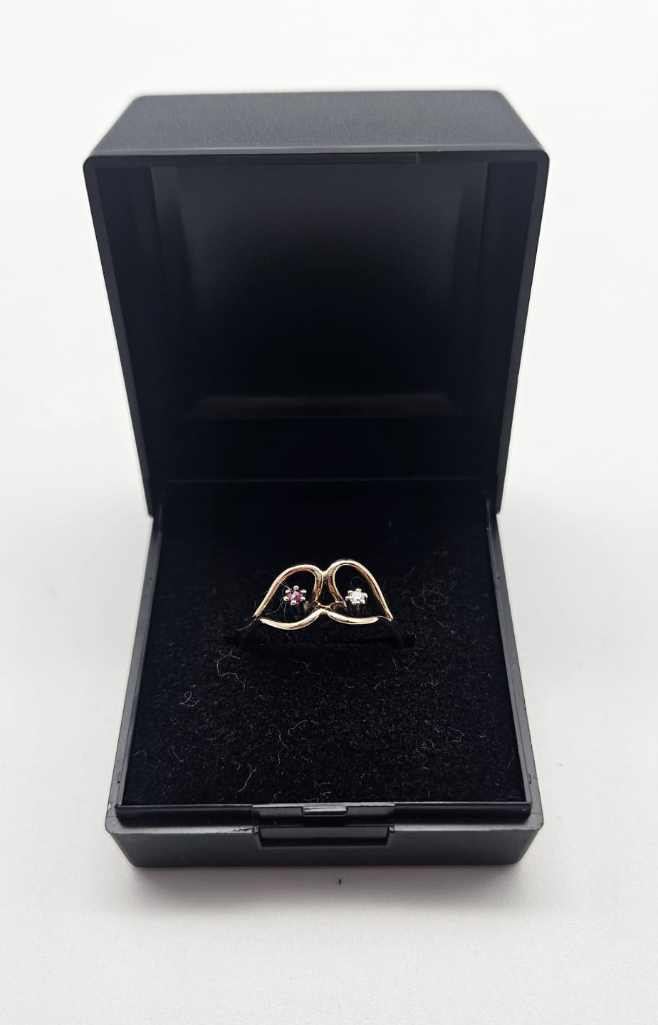 9ct Gold Ring With Small Ruby & Diamond, Size N½ , 1.33g