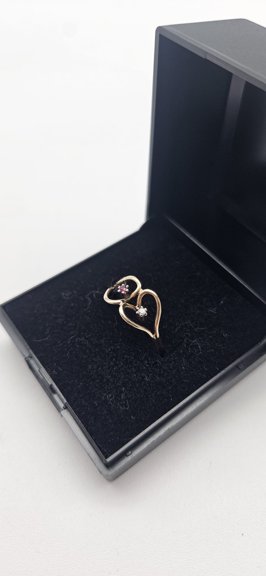 9ct Gold Ring With Small Ruby & Diamond, Size N½ , 1.33g