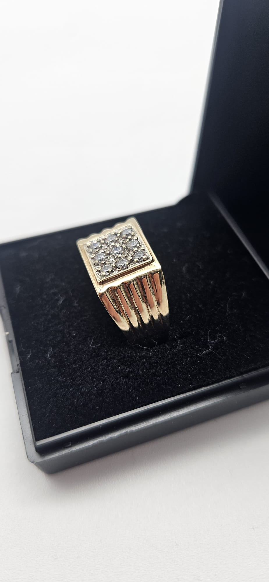 9ct Gents Square Cubic Zirconia Ring, Size R, 5.16g