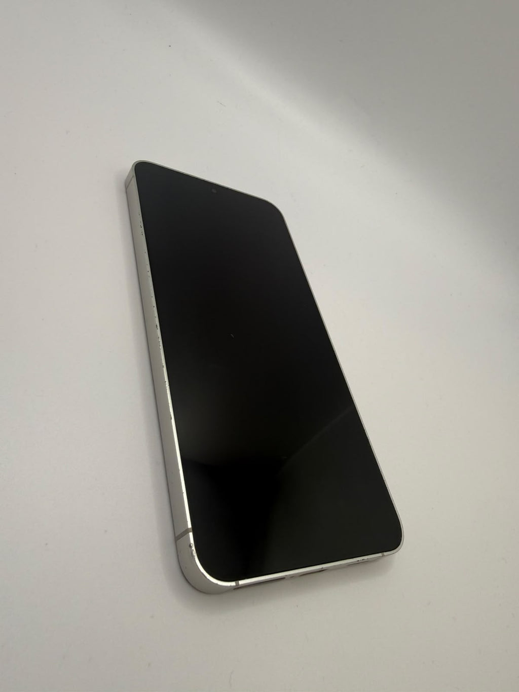Samsung Galaxy S24 128GB Silver, Grade B