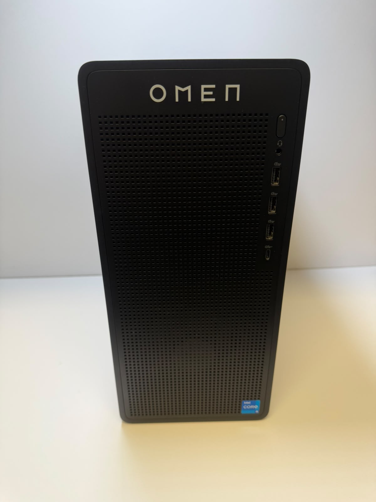 HP OMEN 16L Gaming Desktop, Grade A